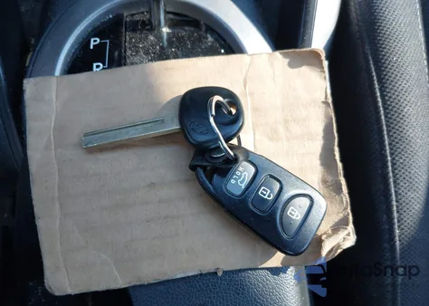 2016 Hyundai Veloster from USA, damaged, VIN KMHTC6AD3GU276972